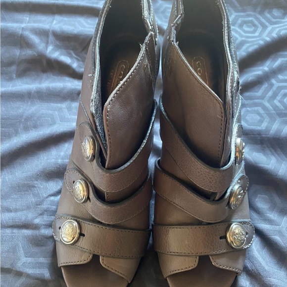 Coach leather Brandie Heel - Picture 3 of 8